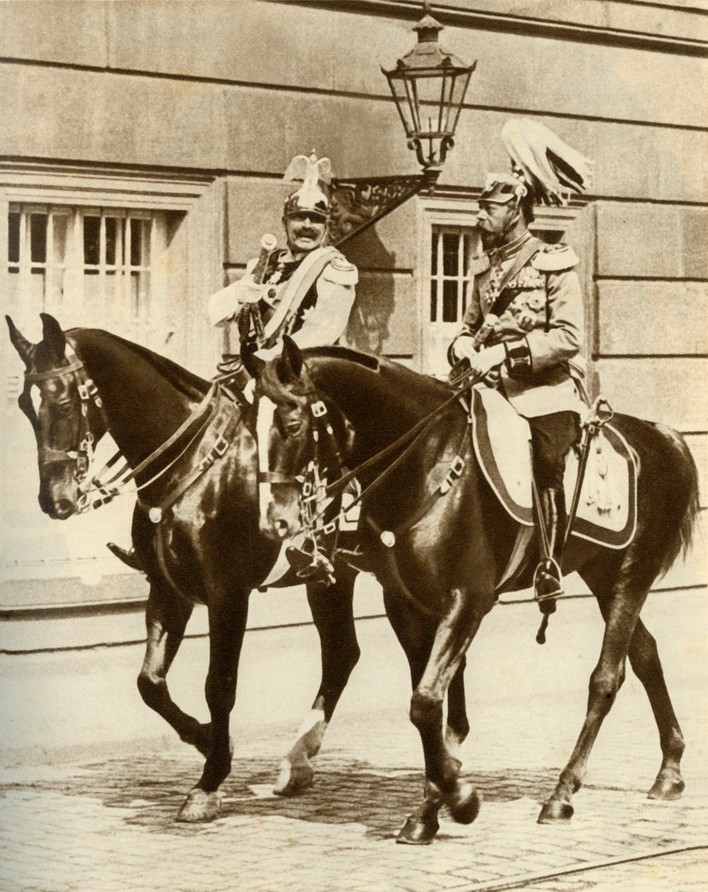 Kaiser Wilhelm II i król Jerzy V w Berlinie, Niemcy, 1911, 1935. autorstwa Unbekannt