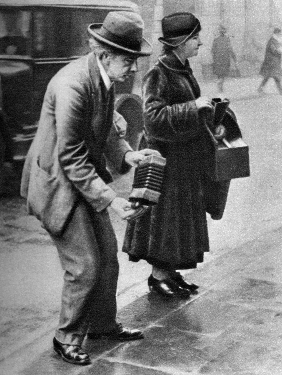 Koncertyna po stronie Kerb, Holborn, Londyn, 1926-1927 autorstwa Unbekannt