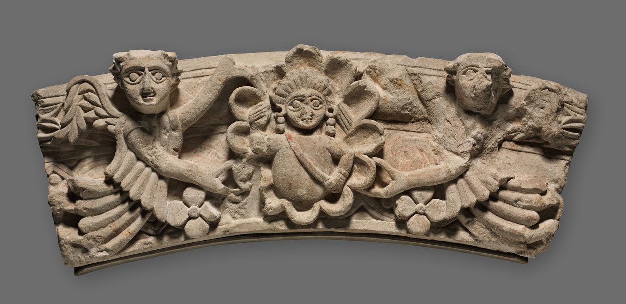 Keystone of an Arch: Kobiecy popiersie w medalionie wspieranym przez anioły, 400s. autorstwa Unbekannt