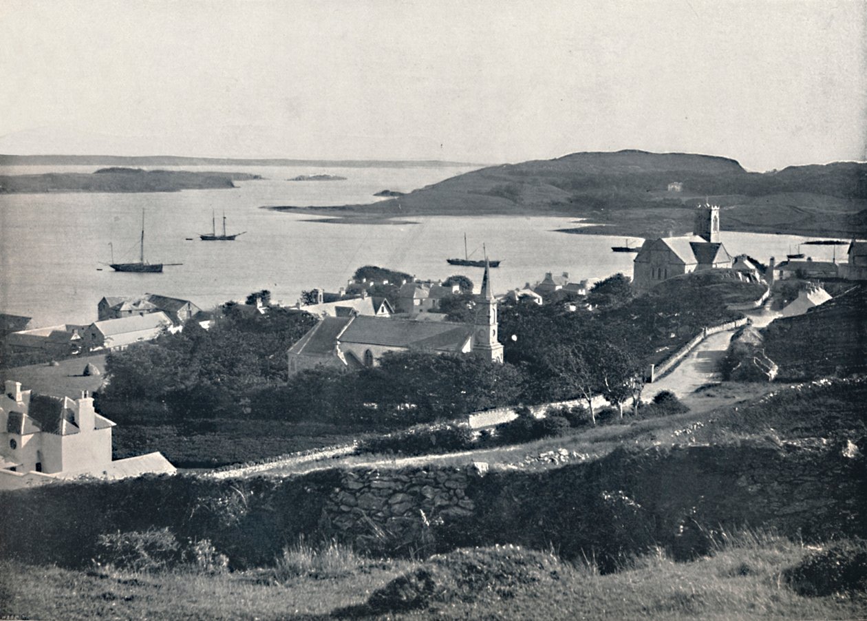 Killybegs - Patrząc na wioskę i zatokę, 1895 autorstwa Unbekannt