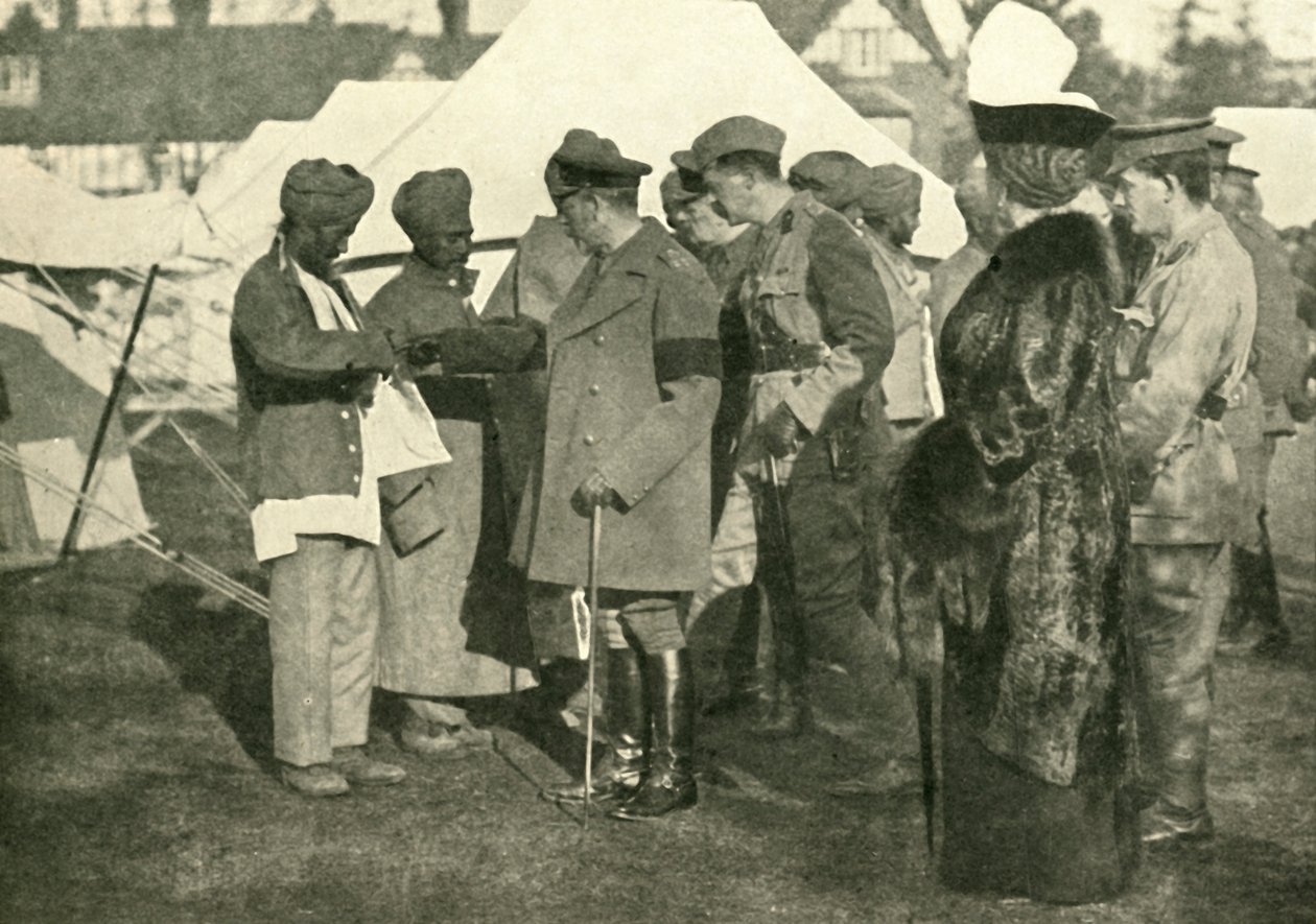 King George i Queen Mary odwiedzają rannych żołnierzy, I wojna światowa, 1915, c1920. autorstwa Unbekannt
