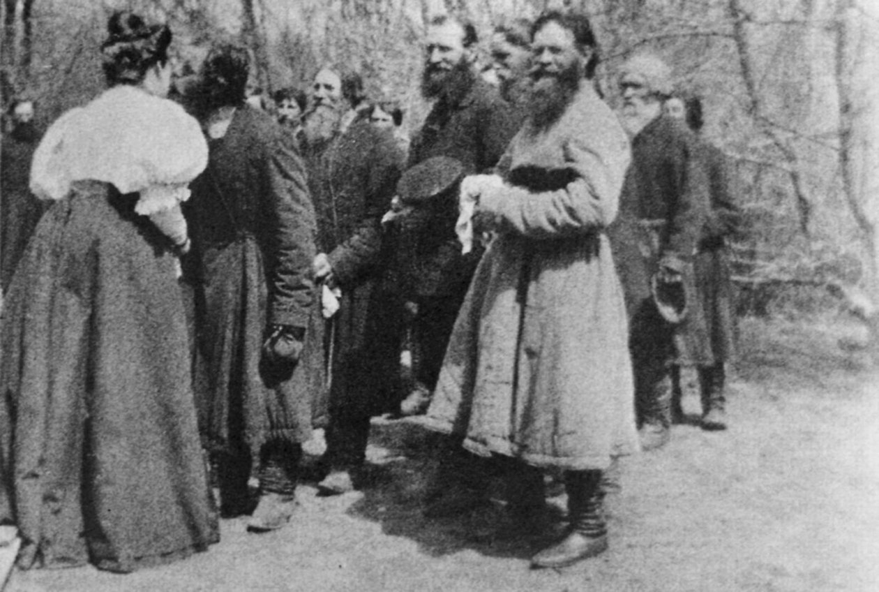 Właścicielka ziemska przekazująca chłopom pozdrowienie paschalne, Rosja, lata 90. XIX w. autorstwa Unbekannt