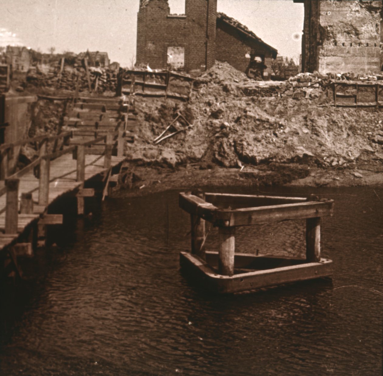 Dom Śluzy, Nieuwpoort, Flandria, Belgia, c1914-c1918 autorstwa Unbekannt