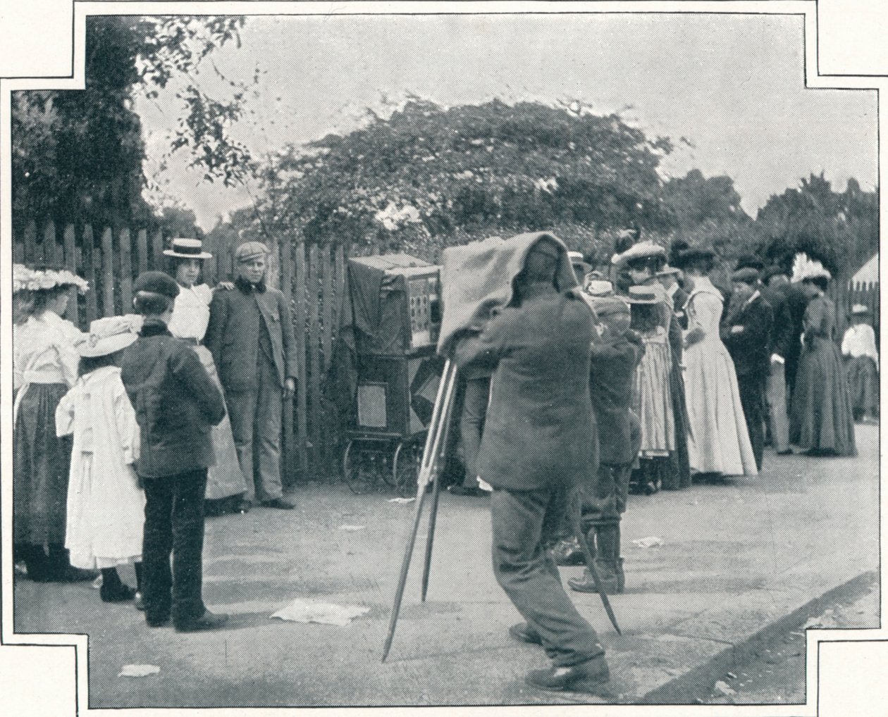 Wyglądaj przyjemnie, proszę!, Londyn, c1903 1903 autorstwa Unbekannt