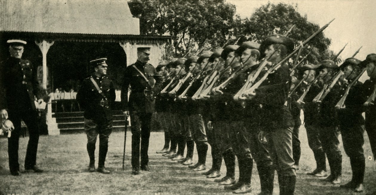 Lord Kitchener recenzujący australijskich kadetów, I wojna światowa, ok. 1914, ok. 1920. autorstwa Unbekannt