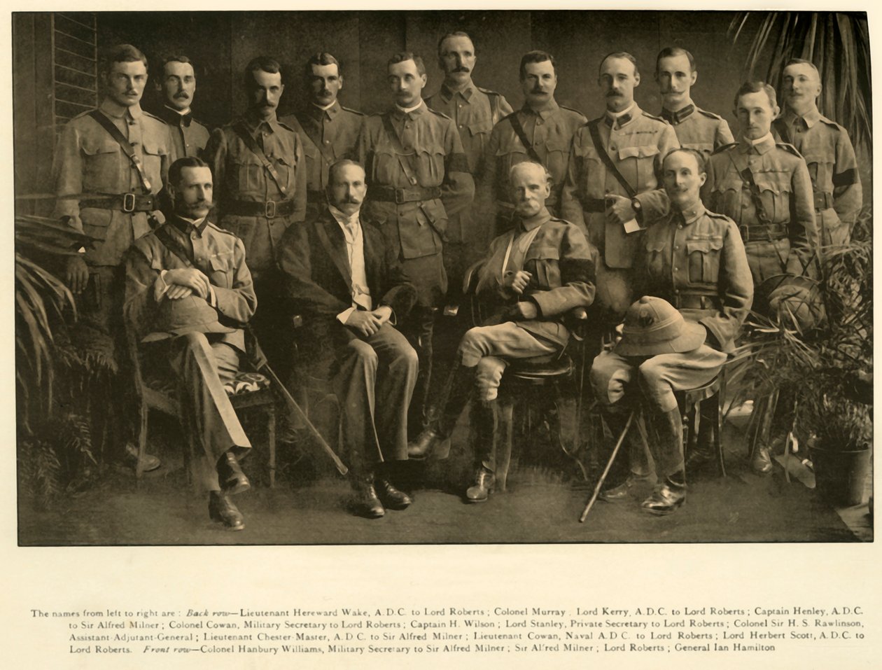 Lord Roberts i Sir Alfred Milner ze swoimi osobistymi sztabami, 1900, 1901. autorstwa Unbekannt