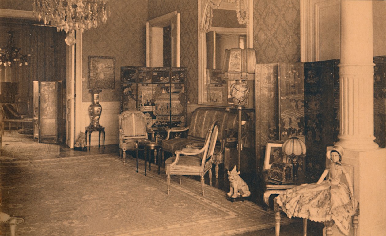 Sala Ludwika XVI w Ambasadzie Kubańskiej w Brukseli, Belgia, 1927. autorstwa Unbekannt
