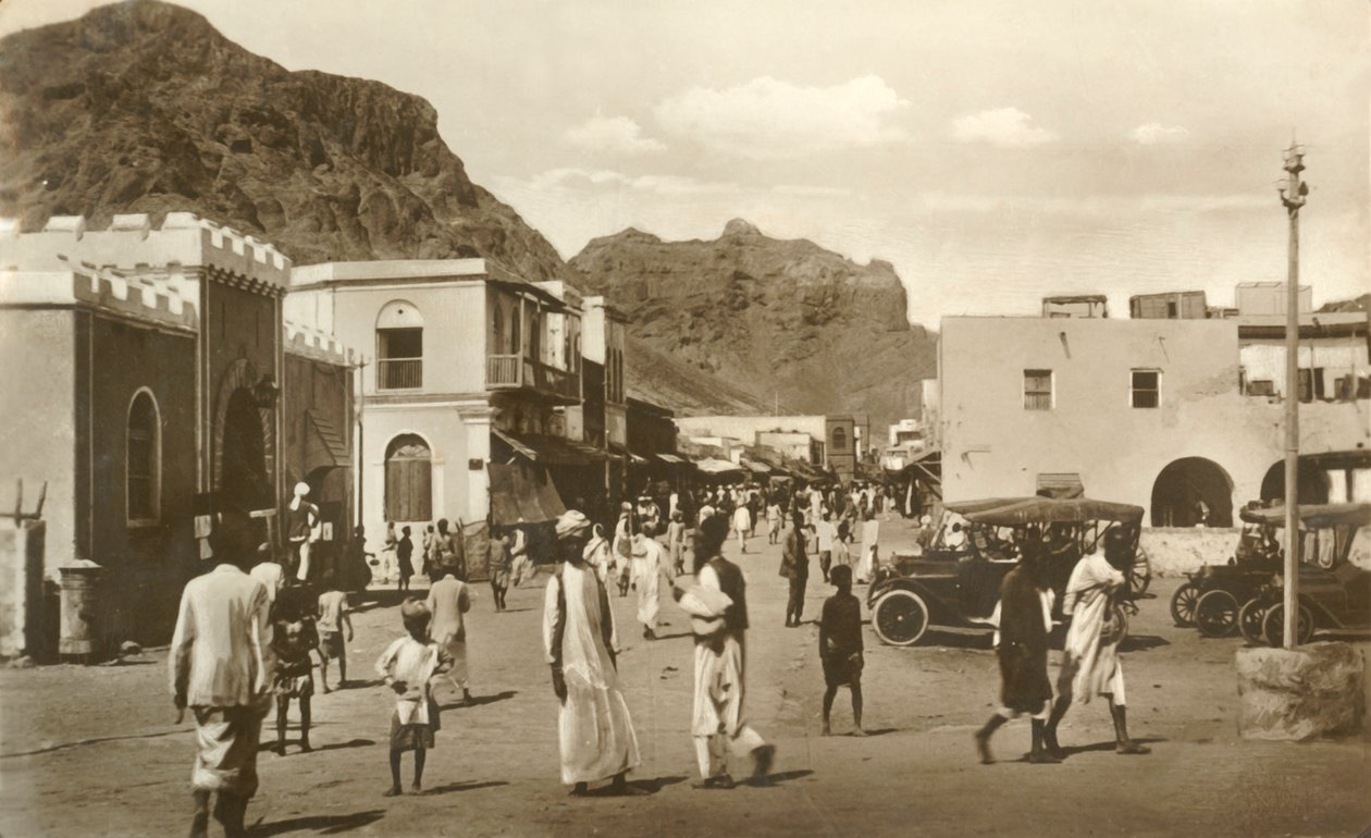 Główna ulica, krater, Aden, c1918-c1939. autorstwa Unbekannt
