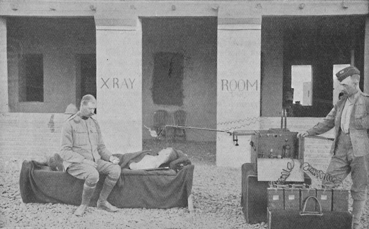 Major Battersby i jego podopieczni robiący radiogram w Sudanie, ok. 1890, 1910 r autorstwa Unbekannt