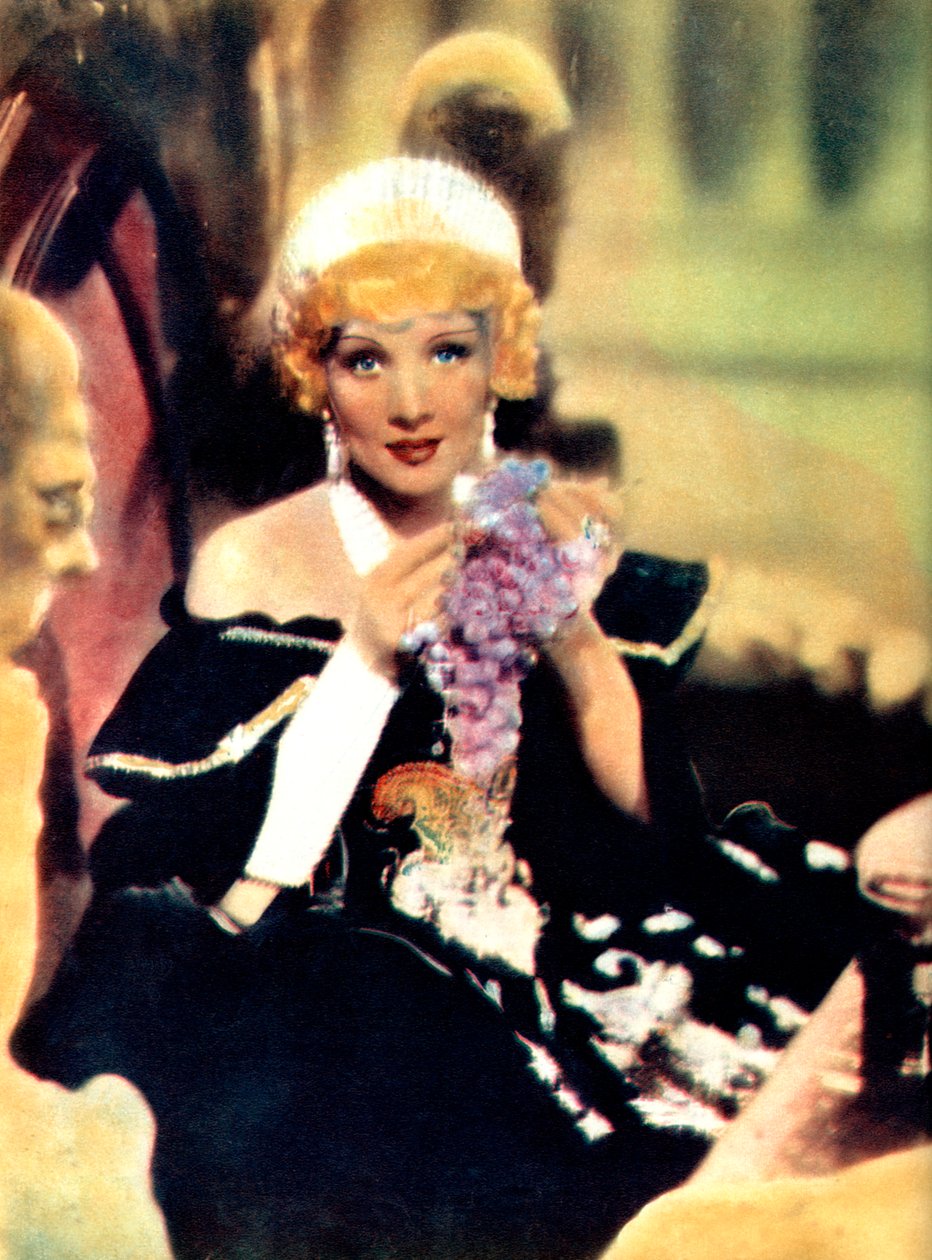 Marlene Dietrich, urodzona w Niemczech amerykańska aktorka, 1934-1935 autorstwa Unbekannt