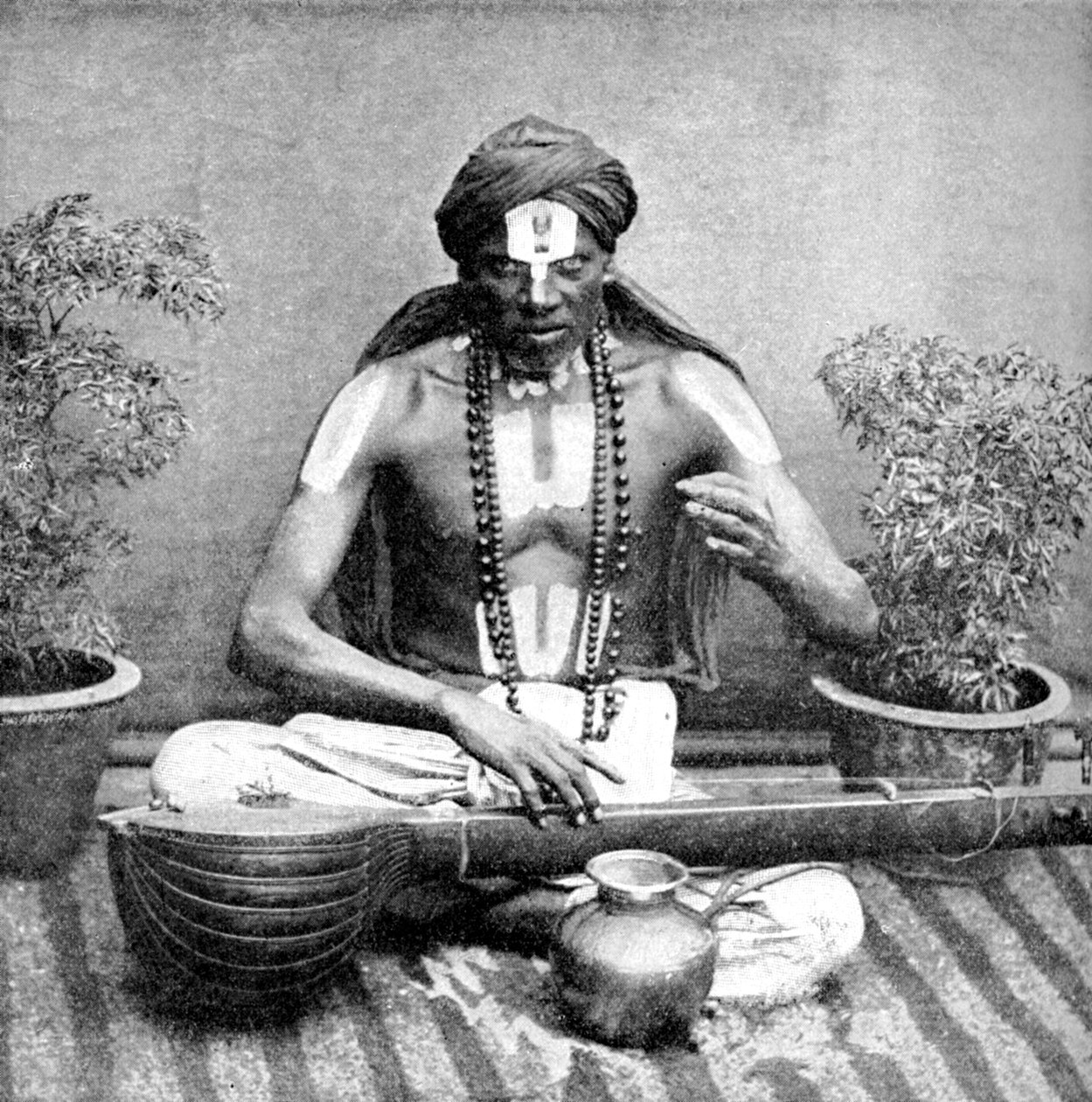 Żebractwo przyjęte w imieniu Wisznu, Indie, 1922 r autorstwa Unbekannt