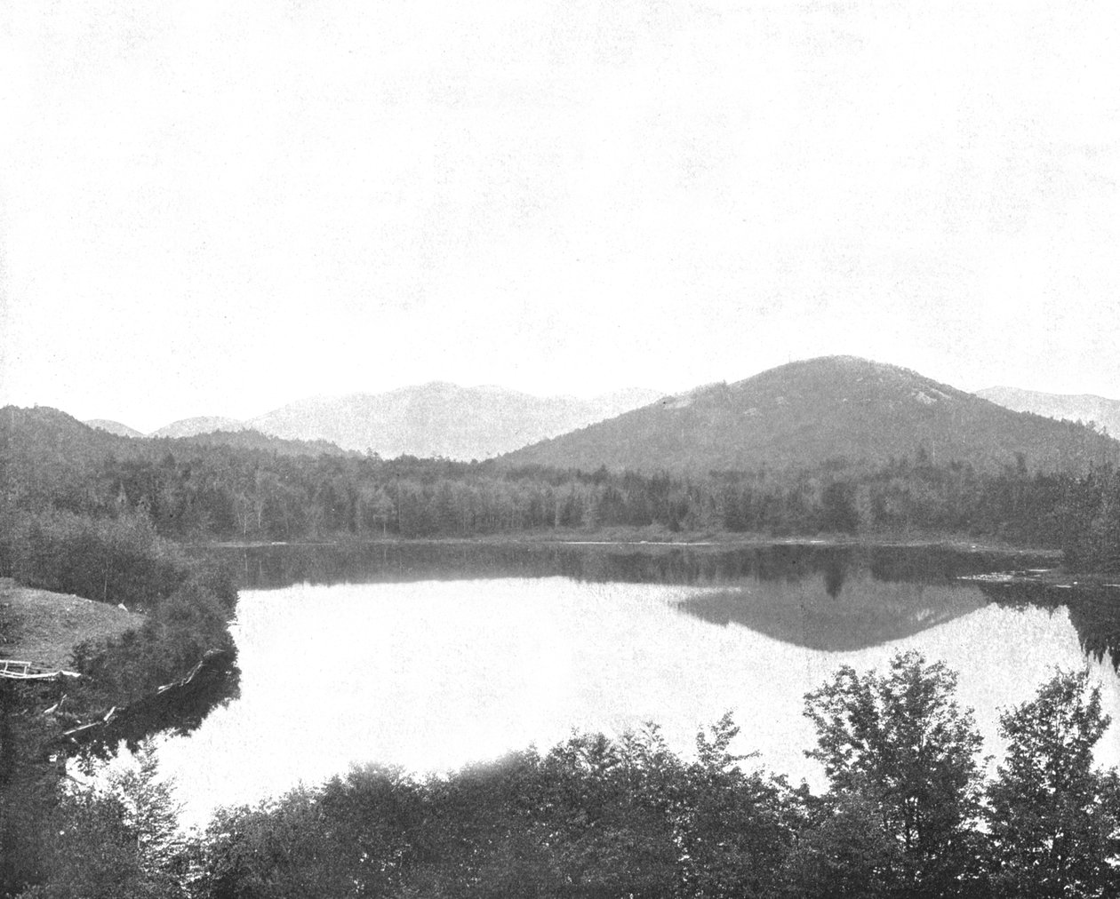 Mirror Lake, Adirondacks, stan Nowy Jork, USA, ok. 1900. autorstwa Unbekannt