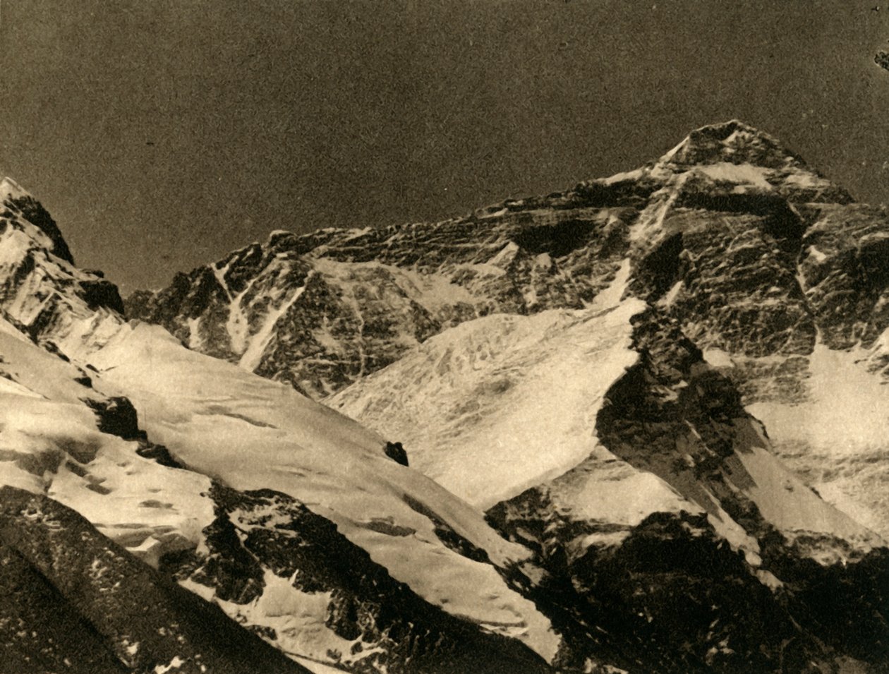 Mount Everest z bazy, c1918-c1939. autorstwa Unbekannt