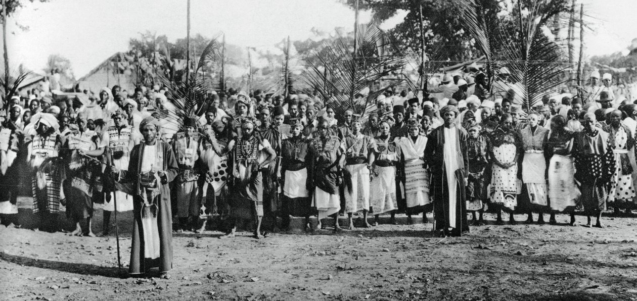 Rdzenni tancerze w Mombasie, 1924-1925, 1937 autorstwa Unbekannt