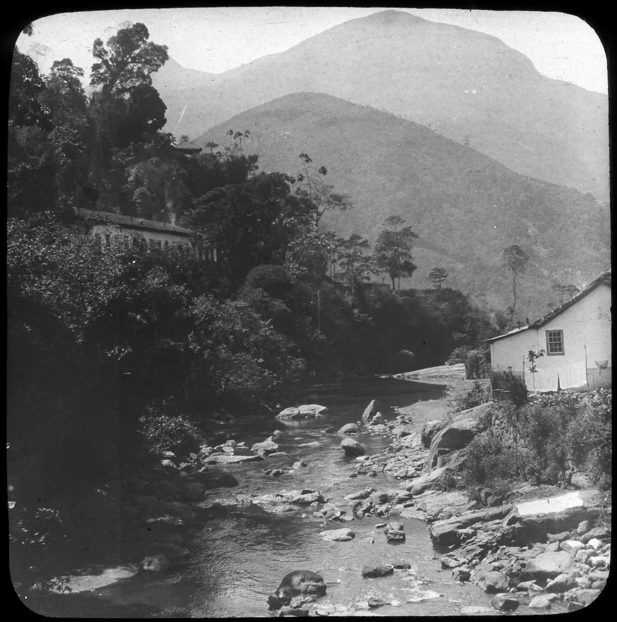 W pobliżu Petrópolis, Rio de Janeiro, Brazylia, koniec XIX lub początek XX wieku autorstwa Unbekannt