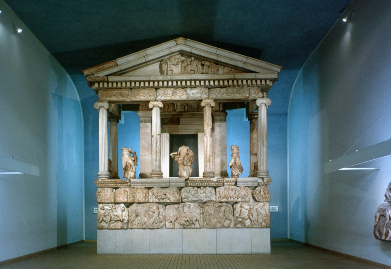Pomnik Nereid, Lykian, 390-380 pne autorstwa Unbekannt