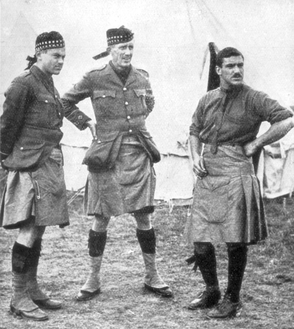 Oficerowie górali kanadyjskich, 1915 autorstwa Unbekannt