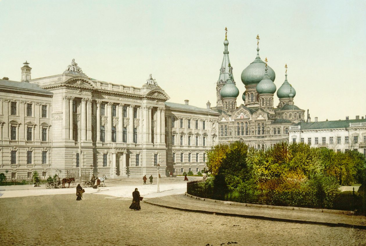Pałac Sprawiedliwości i kościół klasztoru św Pantelejmona, Odessa, Rosja, c1880-c1890s autorstwa Unbekannt