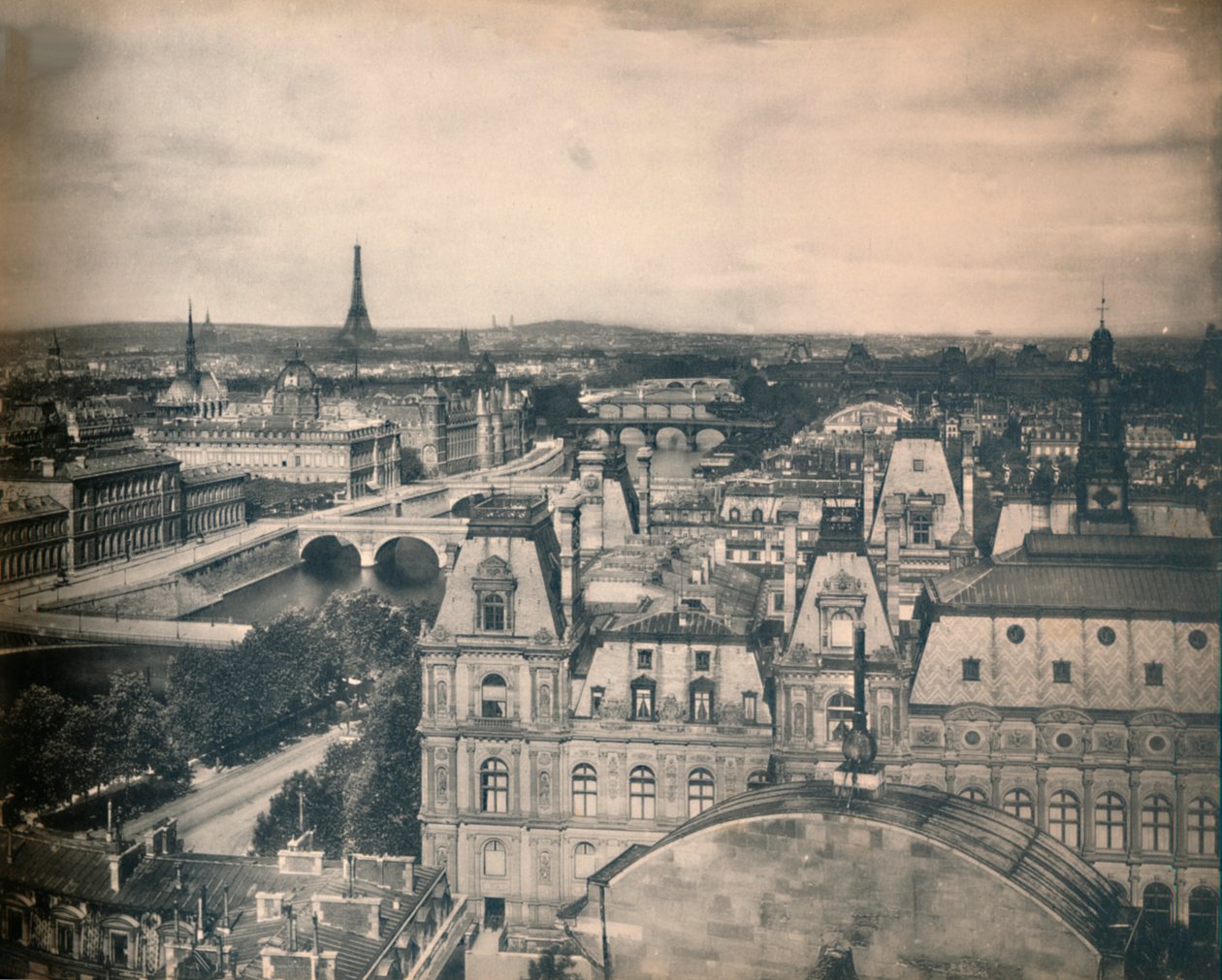 Paryż. - Panorama Ośmiu Mostów. -LL, c1910. autorstwa Unbekannt