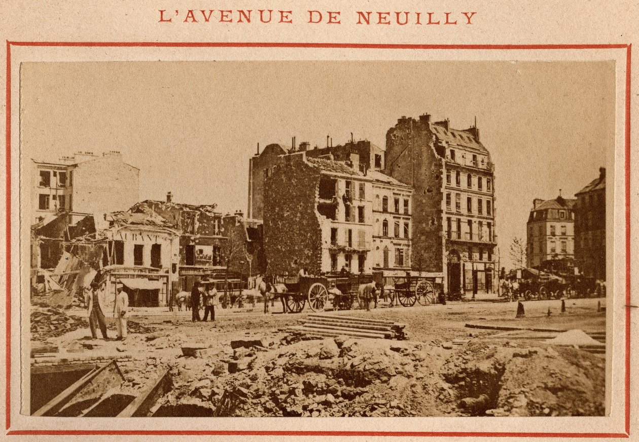 Komuna Paryska (1871): widok na aleję de Neuilly w Paryżu w maju 1871. Zdjęcie Pierre