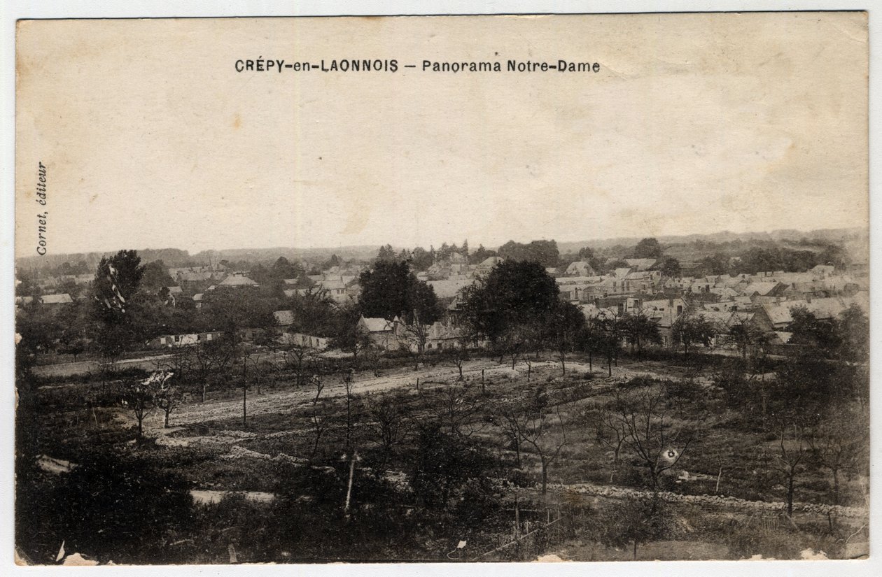 Pikardia, Aisne (02), Crepy in Laonnois (Crepy-en-Laonnois): panorama Notre-Dame - pocztówka koniec XIX-początek XX wieku autorstwa Unbekannt