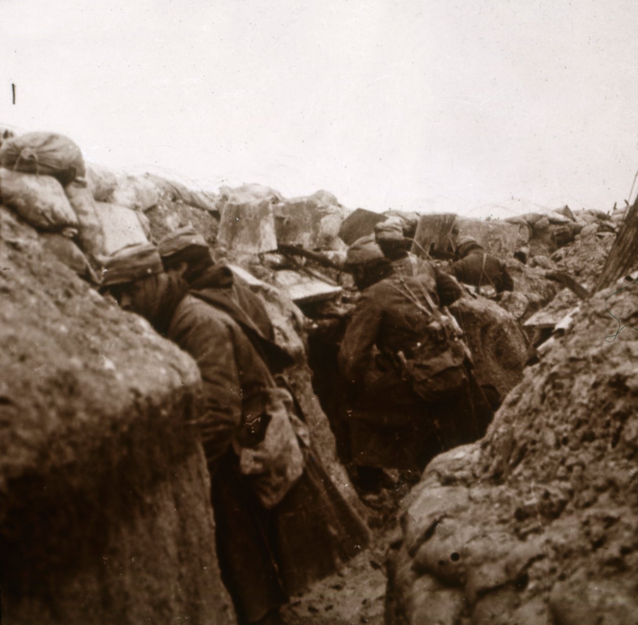 Przygotowanie do ataku, Arne, północna Francja, c1914-c1918 autorstwa Unbekannt