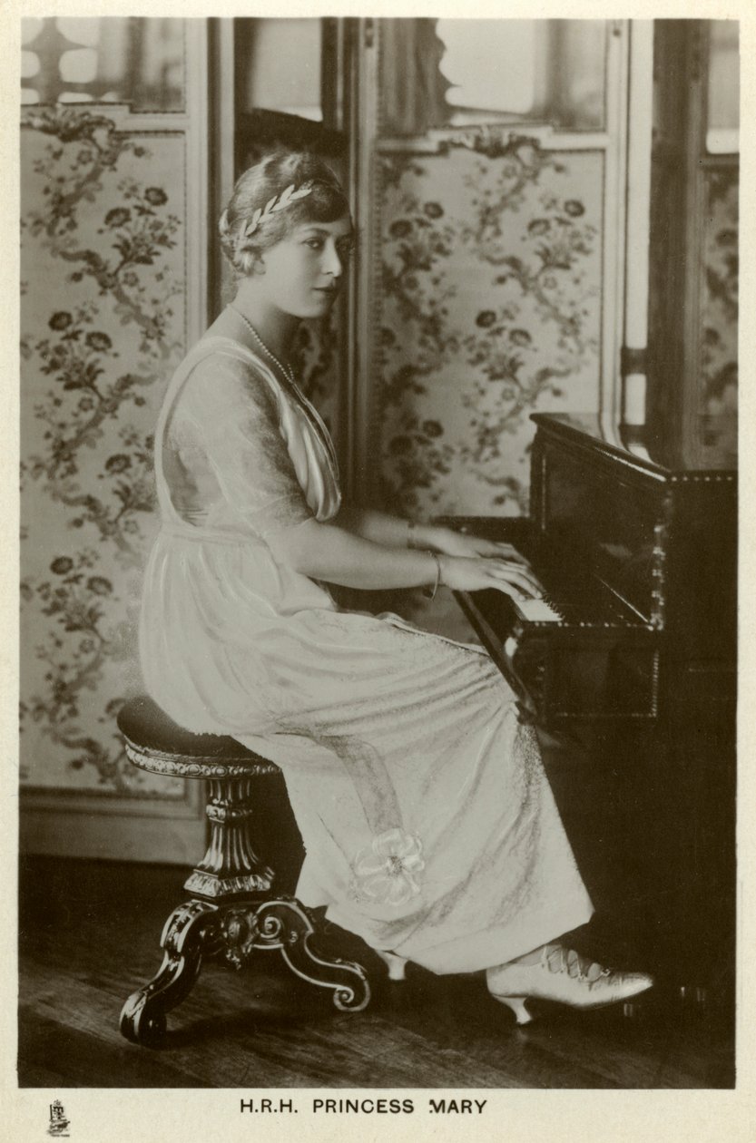 Księżniczka Mary z Wielkiej Brytanii, c1910 autorstwa Unbekannt
