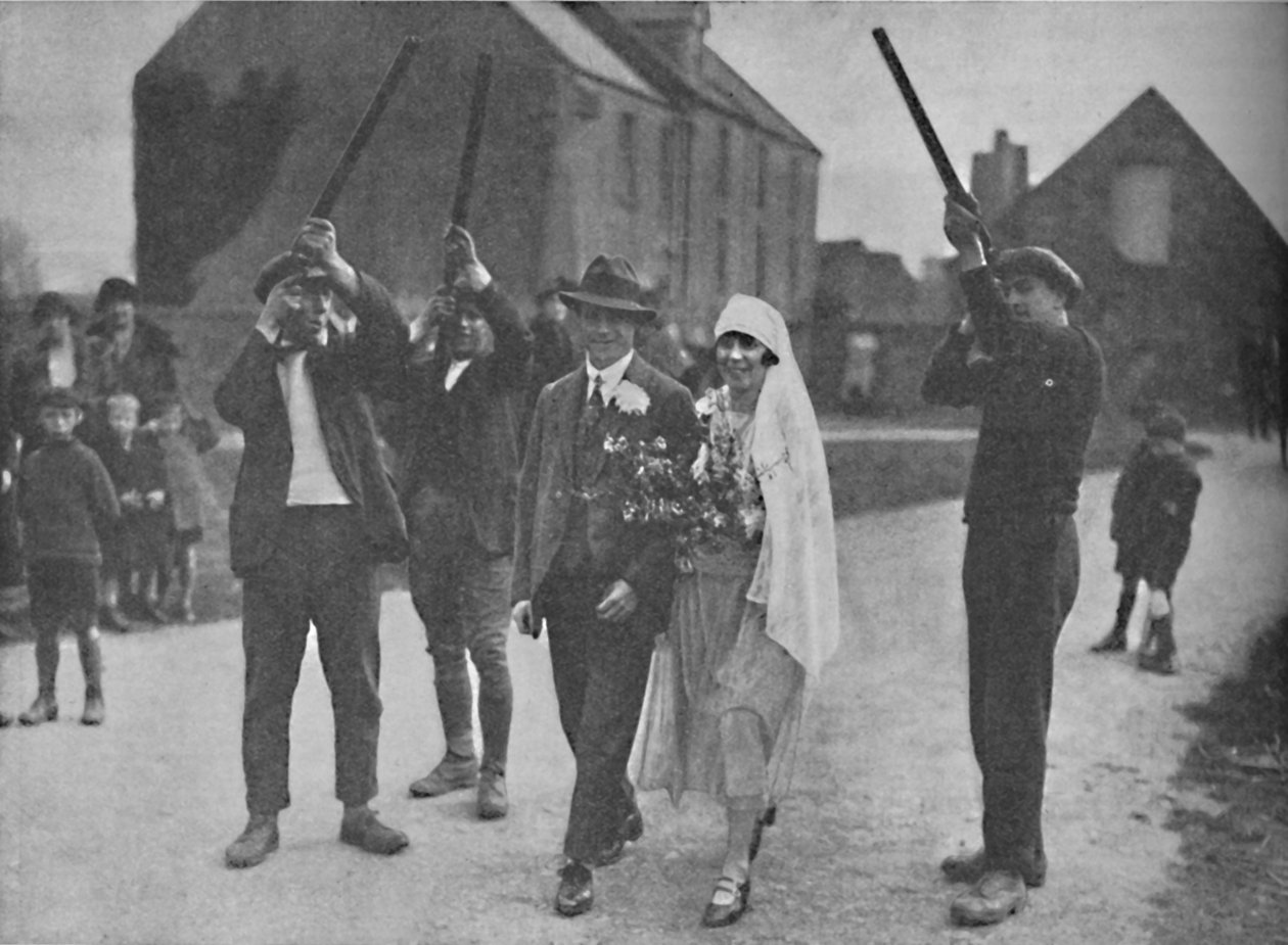 Osobliwe pogańskie przesądy, które wciąż przetrwały na Świętej Wyspie, ok. 1935 r. autorstwa Unbekannt