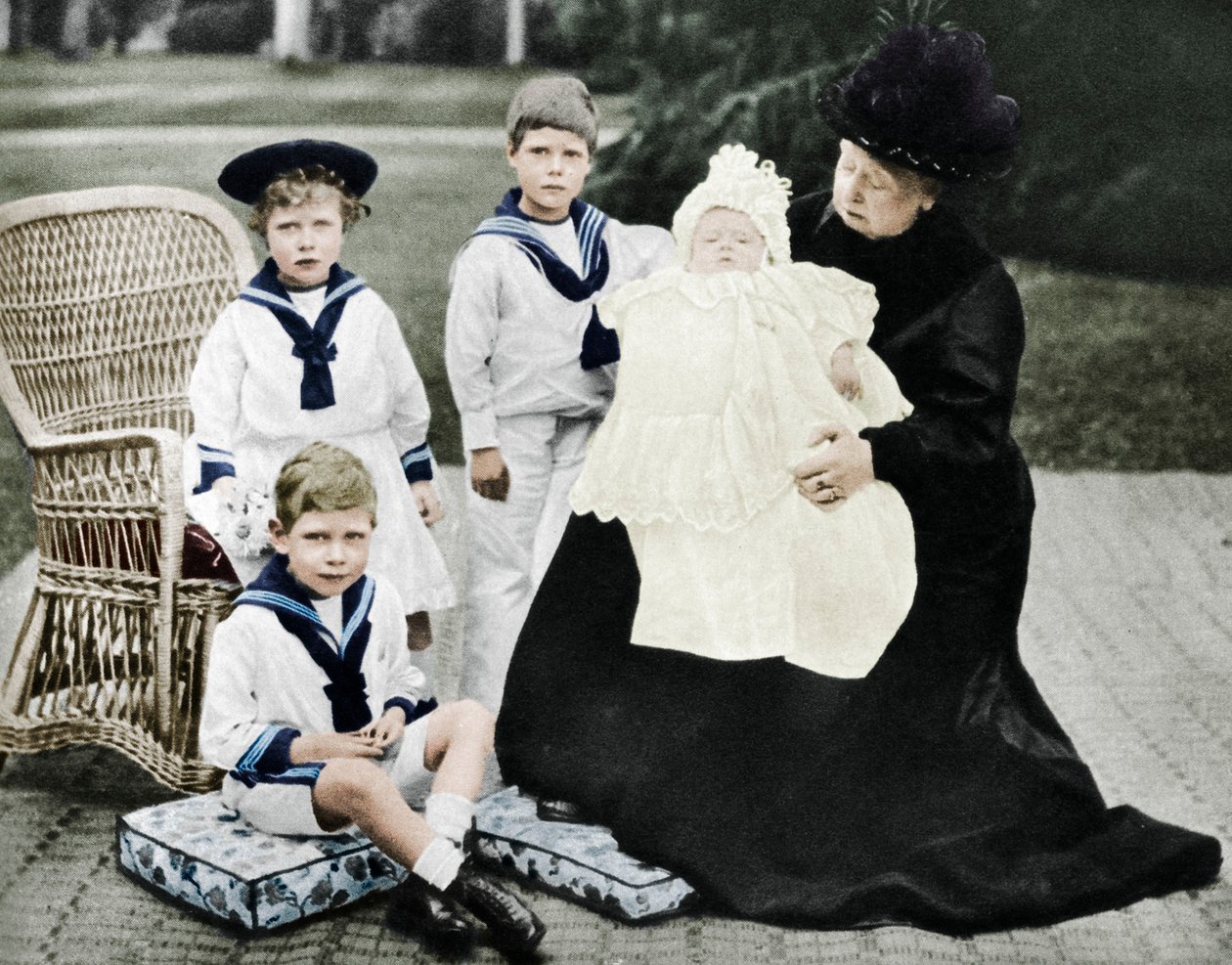Królowa Wiktoria z prawnukami w Osborne House, Isle of Wight, 1900 autorstwa Unbekannt