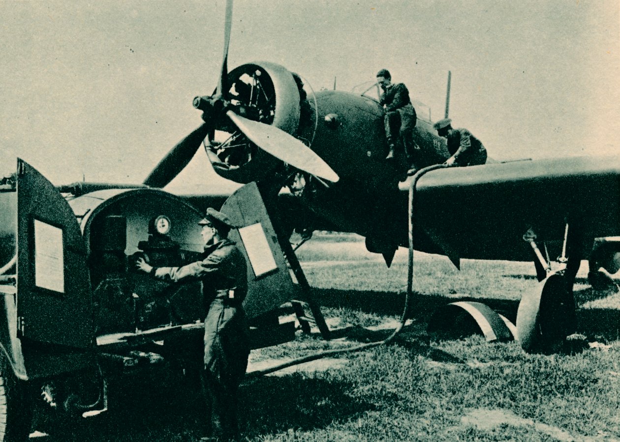 Tankowanie bombowca Wellesley, 1940 autorstwa Unbekannt