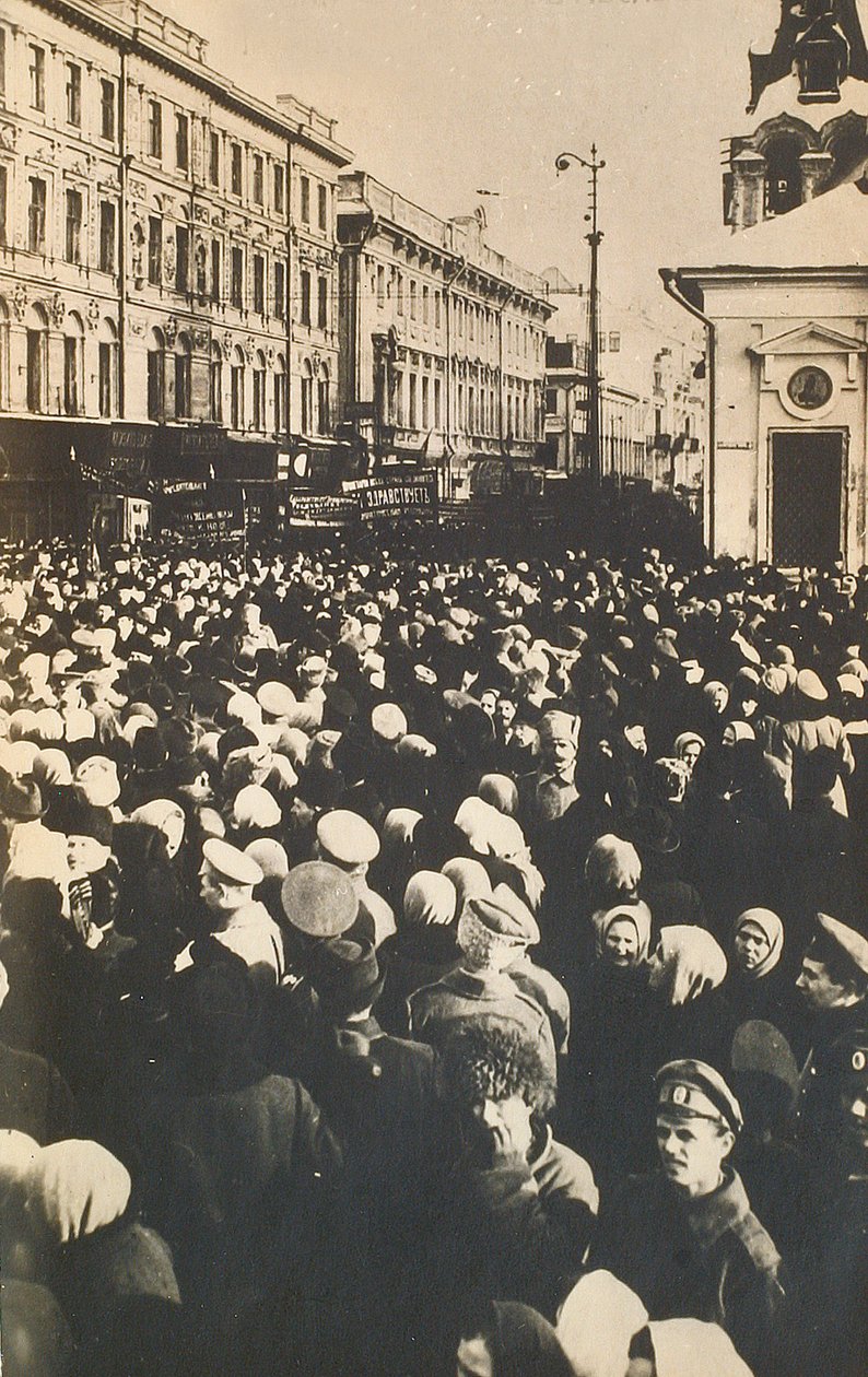 Rewolucyjne tłumy w Tverskaya, Moskwa, Rosja, c1905-c1917 autorstwa Unbekannt