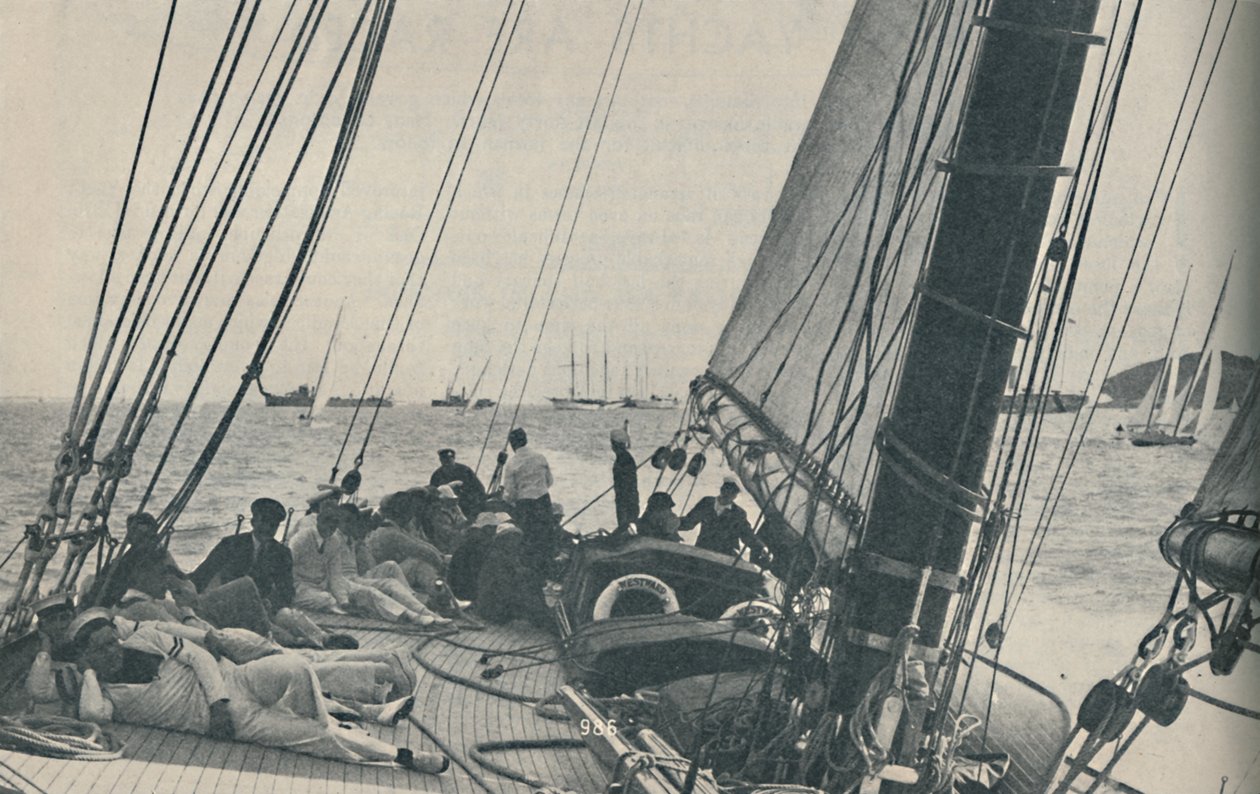 Największe brytyjskie jachty regatowe rywalizują podczas Cowes Week, 1937 autorstwa Unbekannt