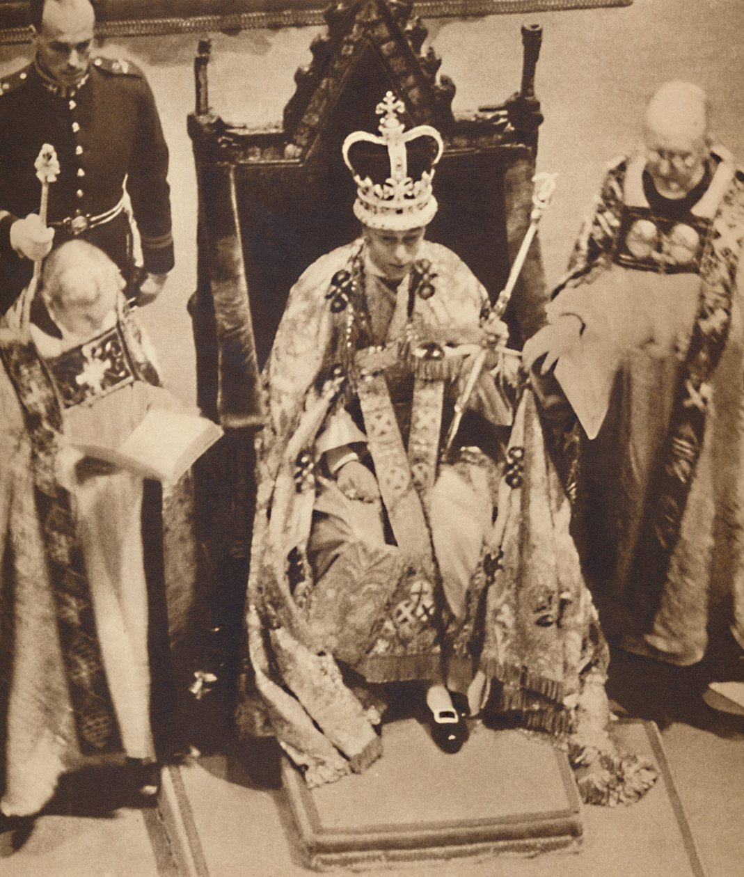 Odziany i ukoronowany, 12 maja 1937 autorstwa Unbekannt
