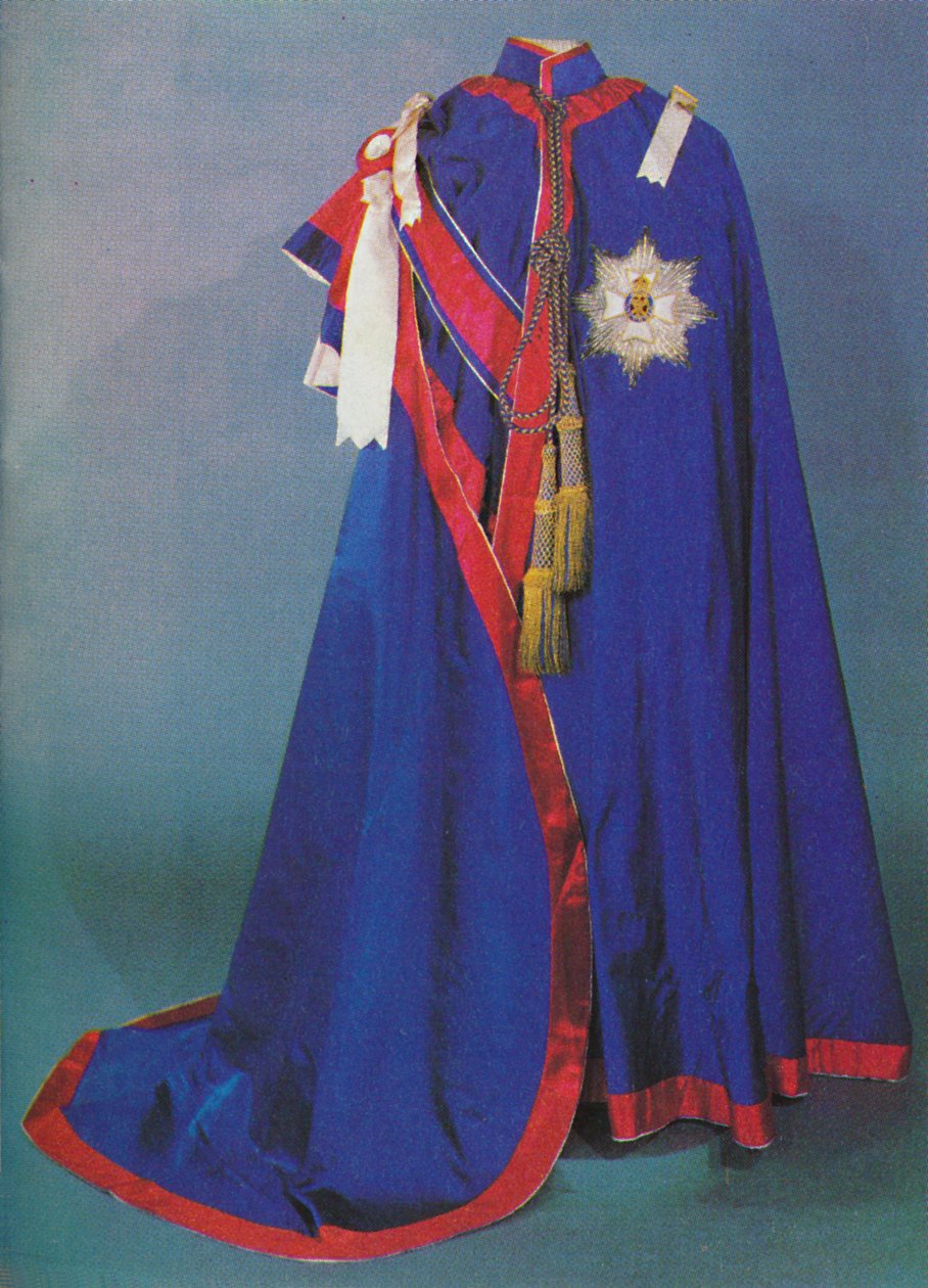 Szaty Królewskiego Zakonu Wiktoriańskiego, 1953 autorstwa Unbekannt