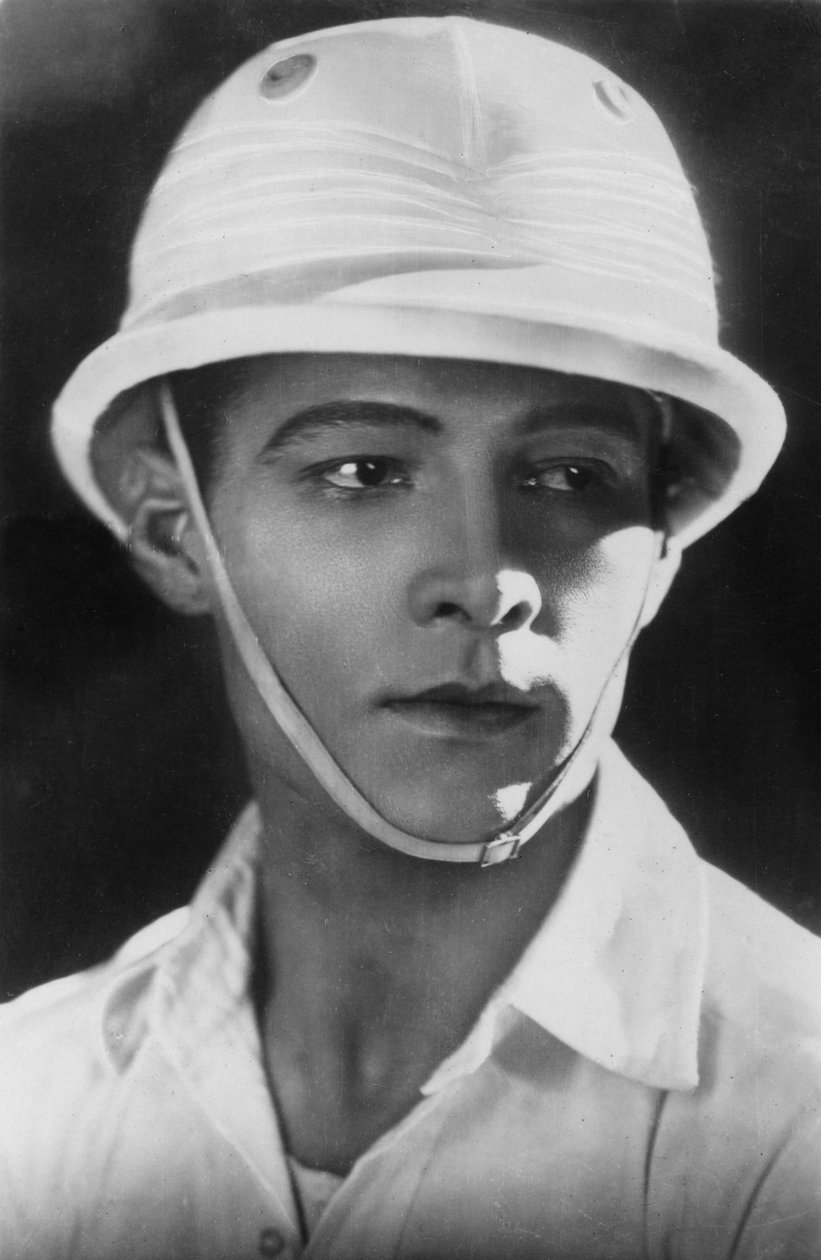 Rudolph Valentino 1895-1926, włoski aktor, ok. 1920 autorstwa Unbekannt