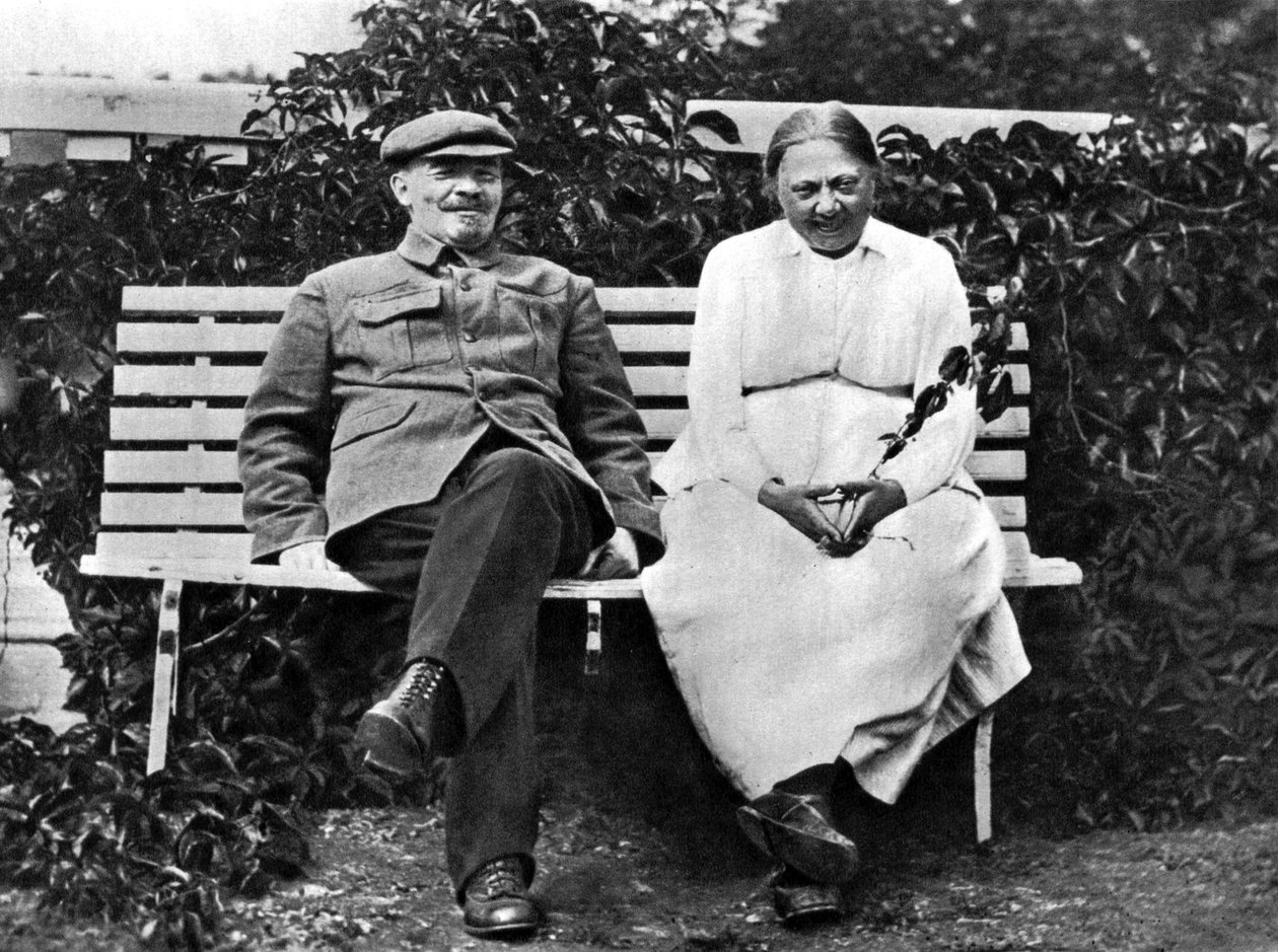 Rosyjski przywódca bolszewików Władimir Lenin i Nadieżda Krupska, Gorki, ZSRR, 1922 autorstwa Unbekannt