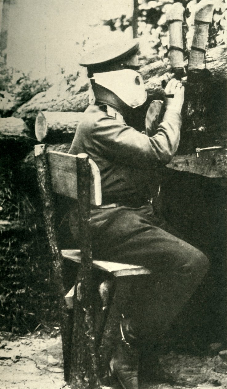 Żołnierz rosyjski z karabinem peryskopowym, I wojna światowa, 1914-1918, ok.1920. autorstwa Unbekannt