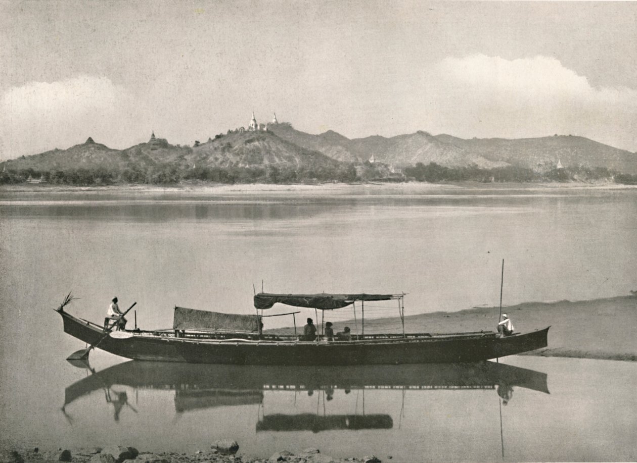 Sagaing, nad Irrawaddy - każdy szczyt wzgórza zwieńczony Pagodą, 1900. autorstwa Unbekannt