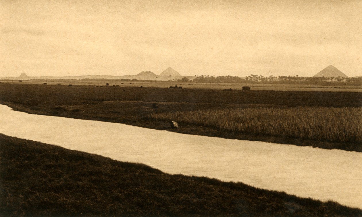 Saqqara - Piramidy Dashur, c1918-c1939. autorstwa Unbekannt