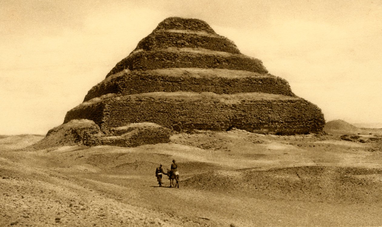 Sakkara - Piramida schodkowa, c1918-c1939. autorstwa Unbekannt