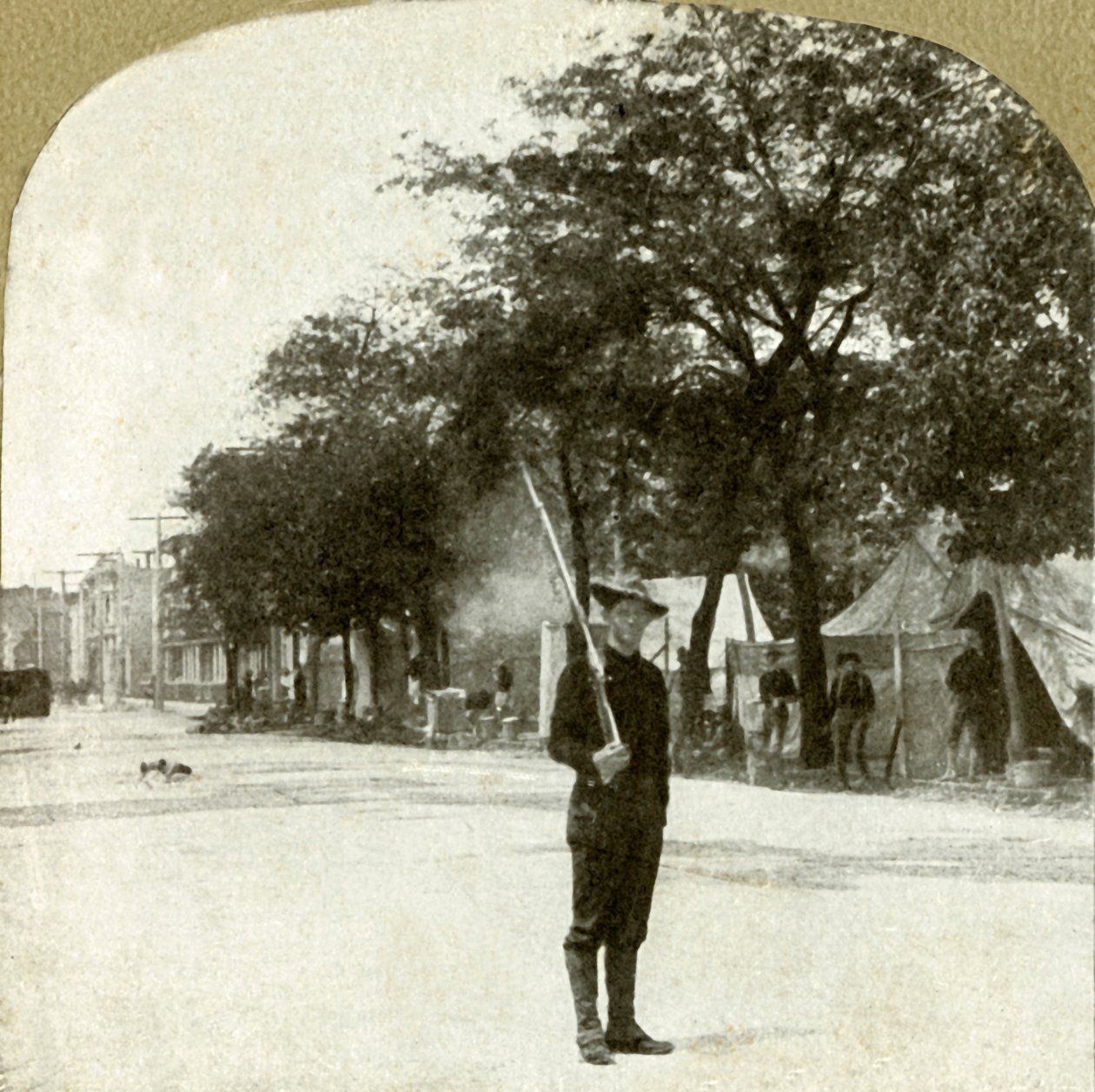 Siódmy Pułk Gwardii Narodowej... obóz na Lincoln Square, Oakland, Kalifornia, 1906. autorstwa Unbekannt