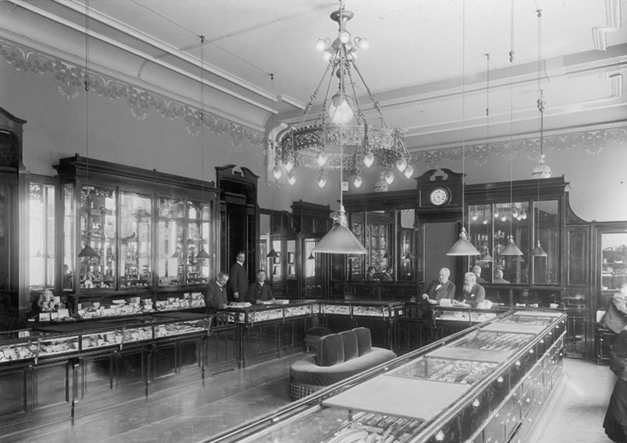 Sklep w Domu Fabergé, Sankt Petersburg, Rosja, 1910 autorstwa Unbekannt