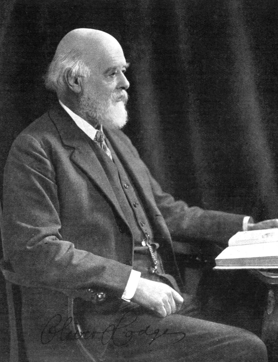 Sir Oliver Joseph Lodge 1851-1940, angielski fizyk i pisarz, początek XX wieku autorstwa Unbekannt