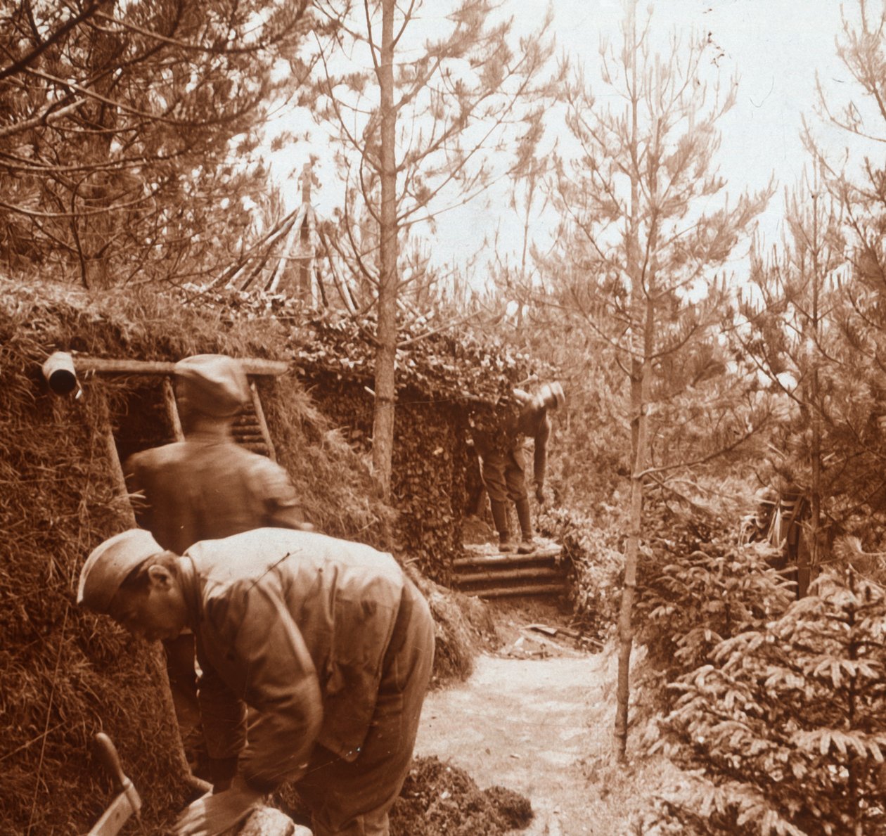 Żołnierze w schronach przykrytych ziemią, Genicourt, północna Francja, c1914-c1918 autorstwa Unbekannt