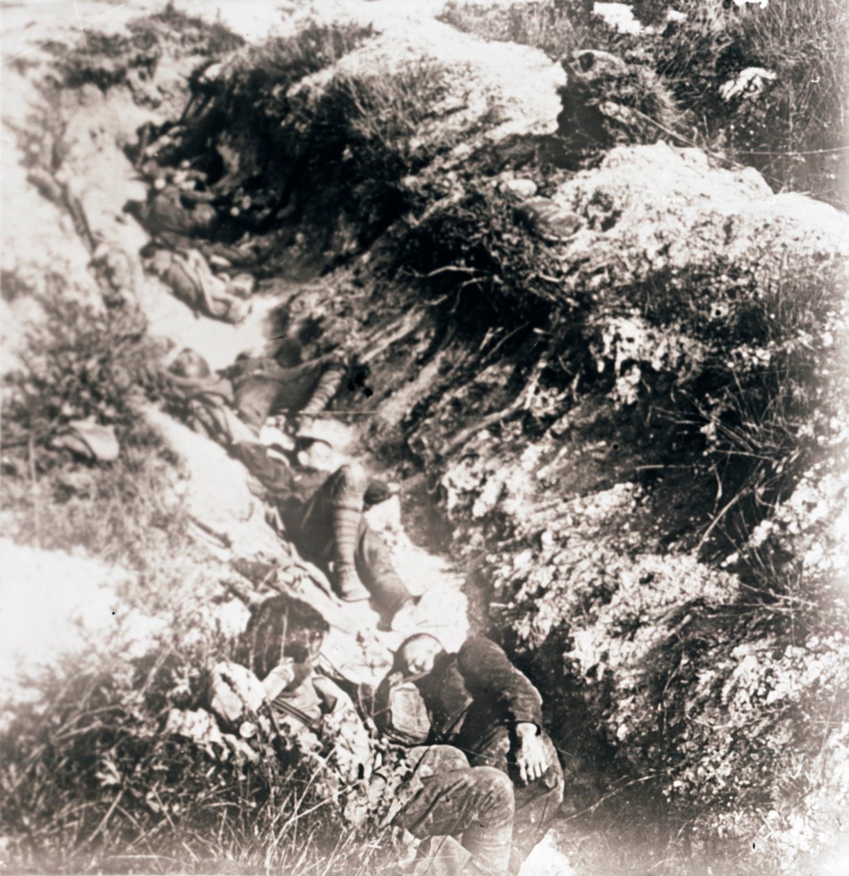 Żołnierze na polu bitwy, c1914-c1918 autorstwa Unbekannt