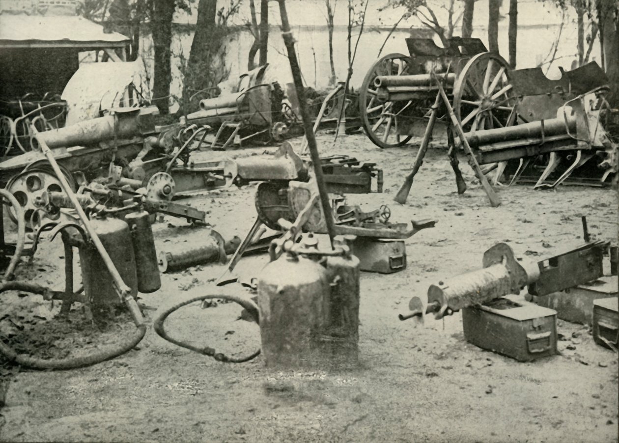 Trochę łupów z pola bitwy, 1919. autorstwa Unbekannt