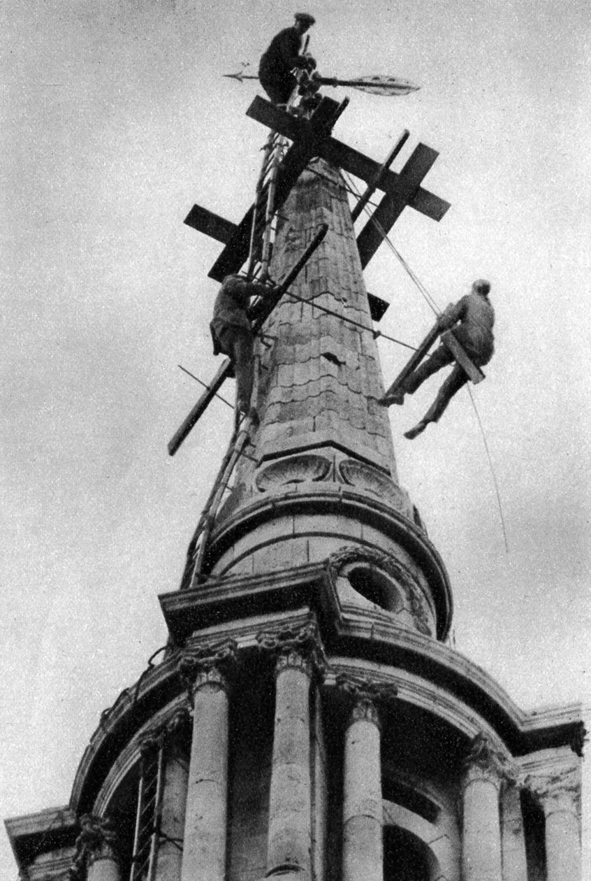 Steeplejacks na iglicy kościoła Wszystkich Świętych, Topola, Londyn, 1926-1927 autorstwa Unbekannt