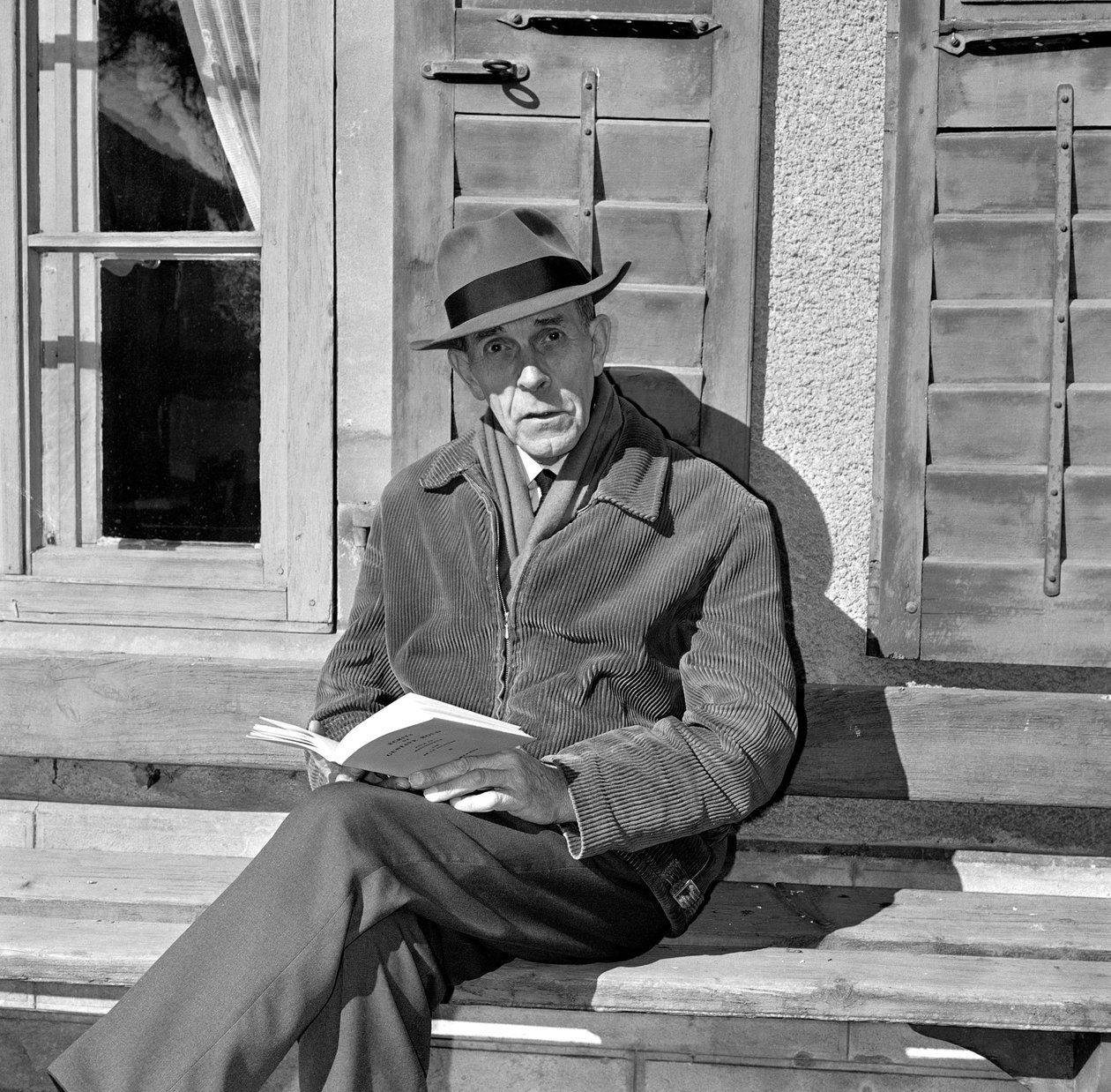 Szwajcaria Gustave Literature Roud (zdjęcie czarno-białe) autorstwa Unbekannt