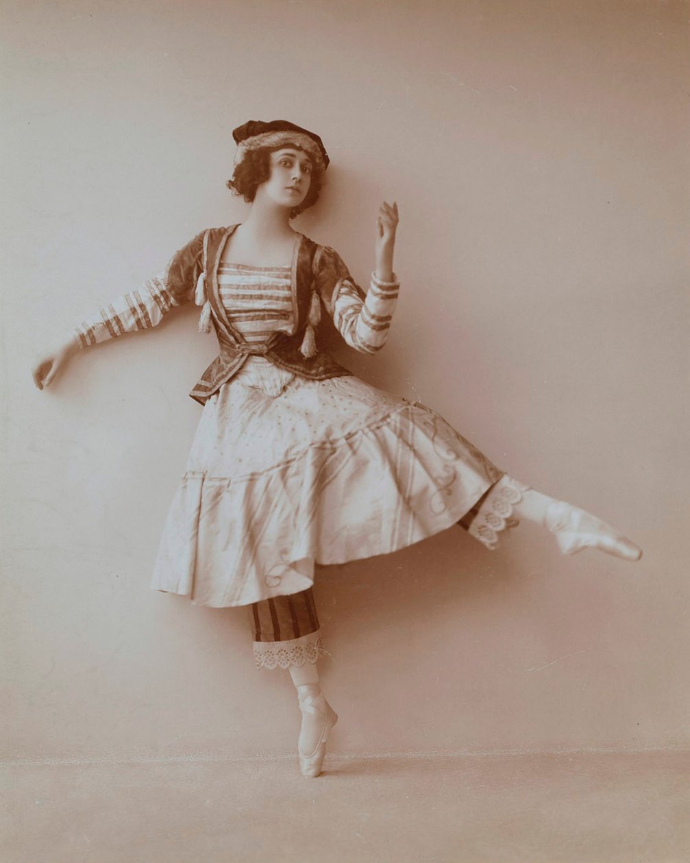 Tamara Karsavina, rosyjska baletnica, 1911 autorstwa Unbekannt