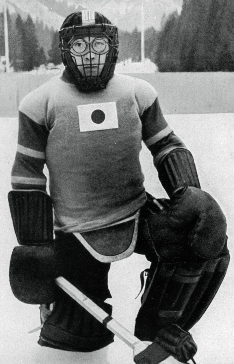 Teiji Homna, reprezentacja Japonii w hokeju na lodzie, Zimowe Igrzyska Olimpijskie, Garmisch-Partenkirchen, Niemcy, 1936 autorstwa Unbekannt